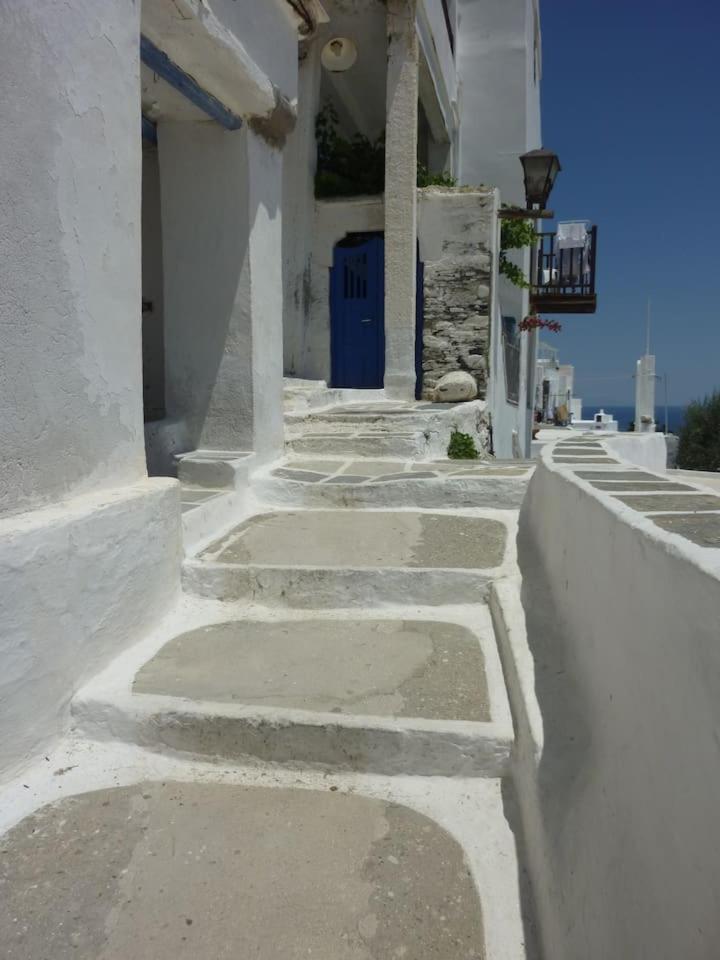 Kastro Gate Apartment ,entrance to an ancient village Kástron Exterior foto